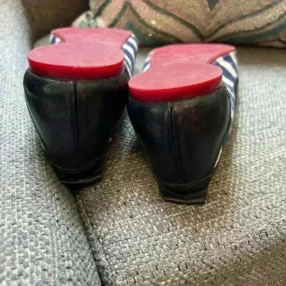 Debora Germani Navy and White Flats with Tassle Size 7 - Picture 5 of 5